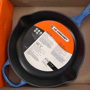 Le Creuset, Signature 10.25” Iron Handle Skillet